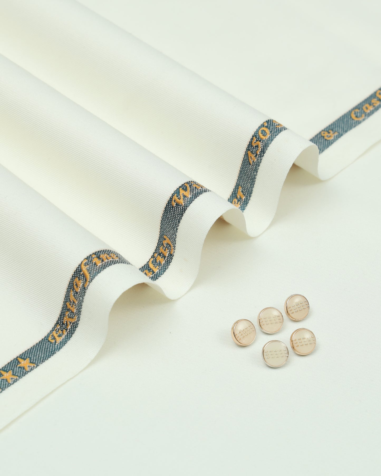 Off White - Blended Wash&Wear