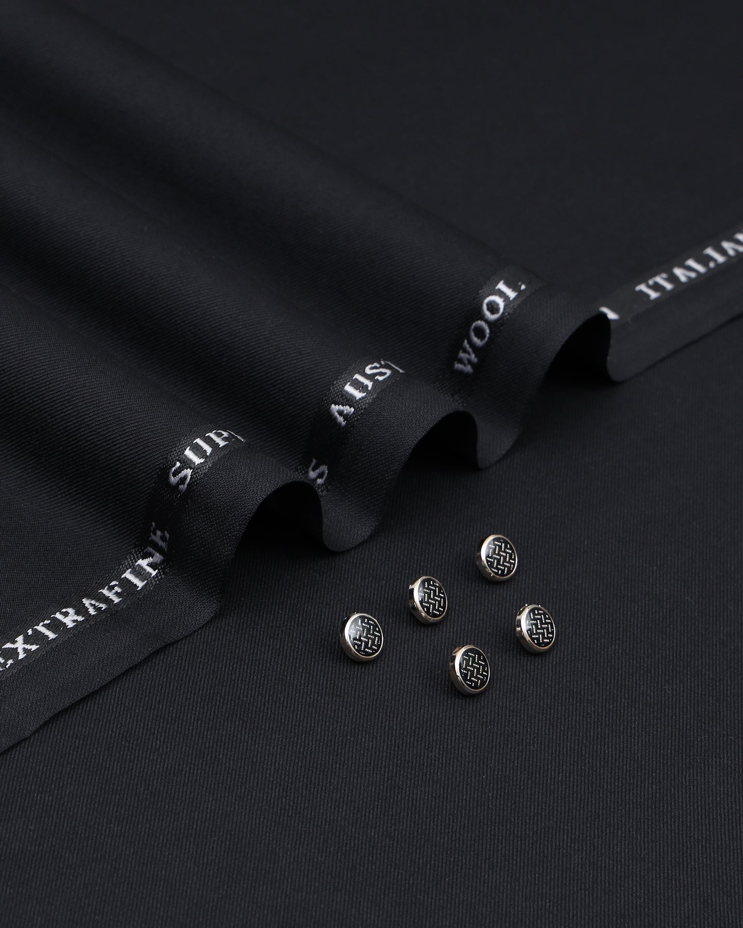 Black - Blended Wash&Wear